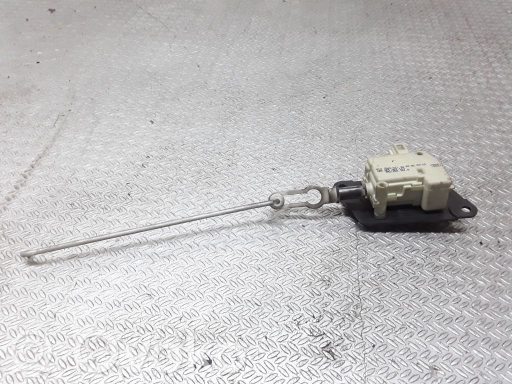 Motor de bloqueo de puertas   8E5962115