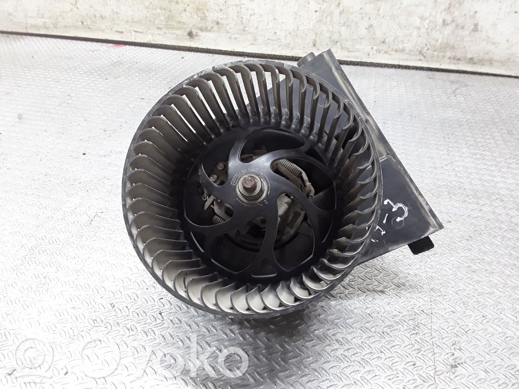Heizungslüfter   1J1819021A