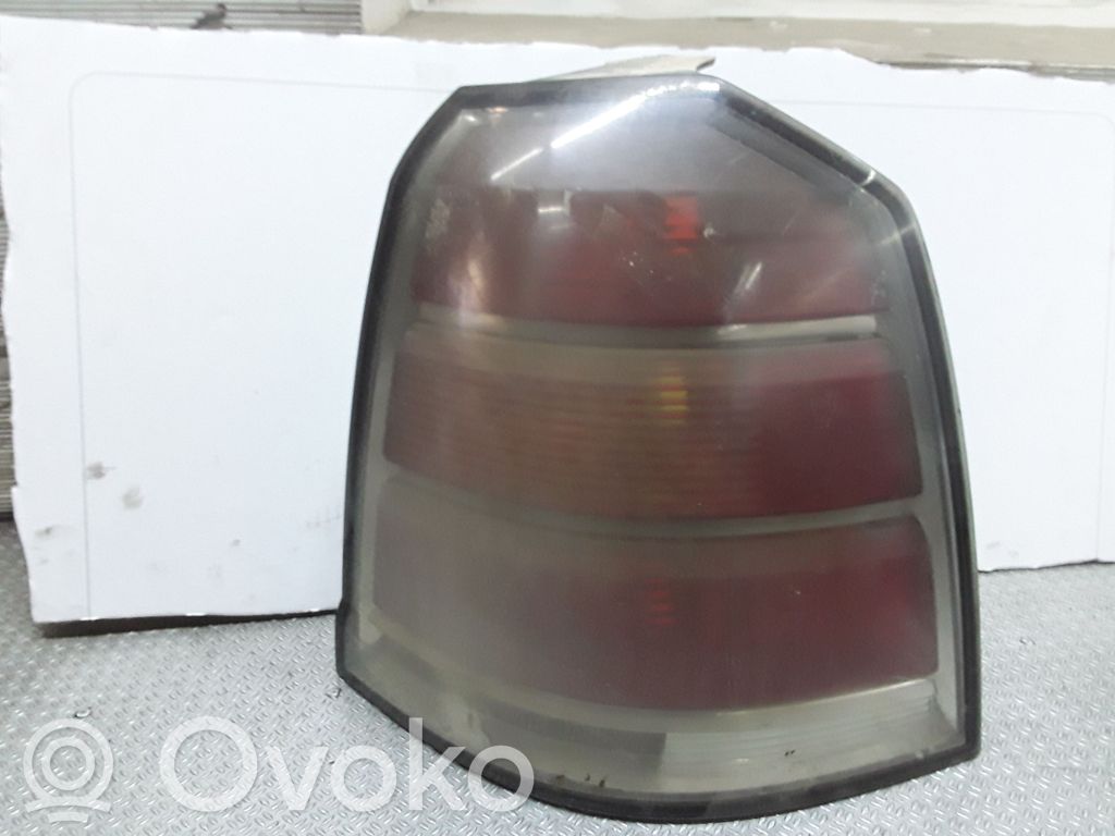 Opel Zafira B Lampa tylna 