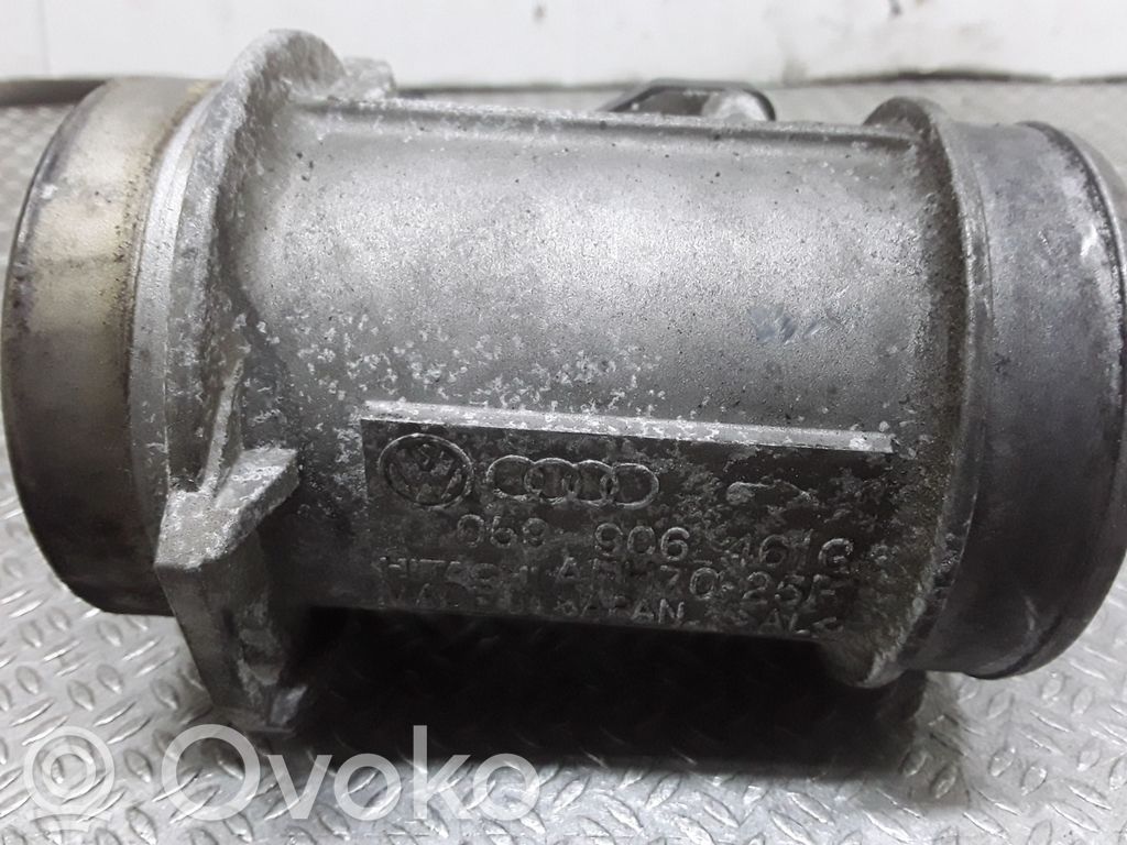 Audi A4 S4 B6 8E 8H Misuratore di portata d'aria