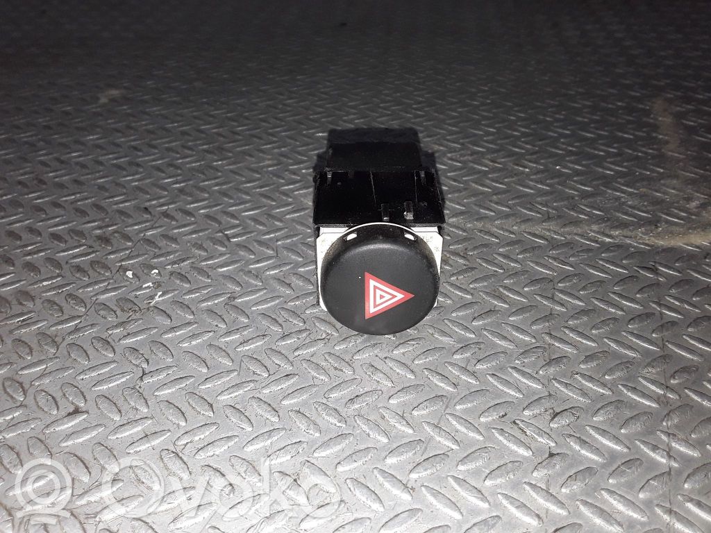 Hazard light switch   5P0953235B