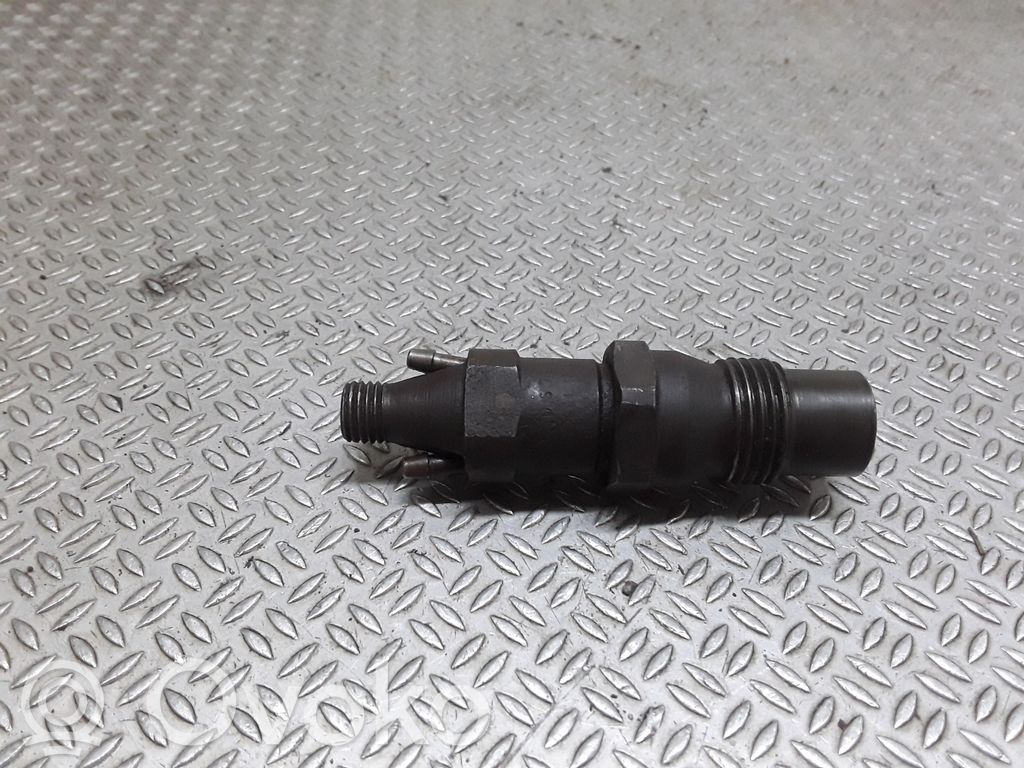 Volkswagen Golf III Inyector de combustible 