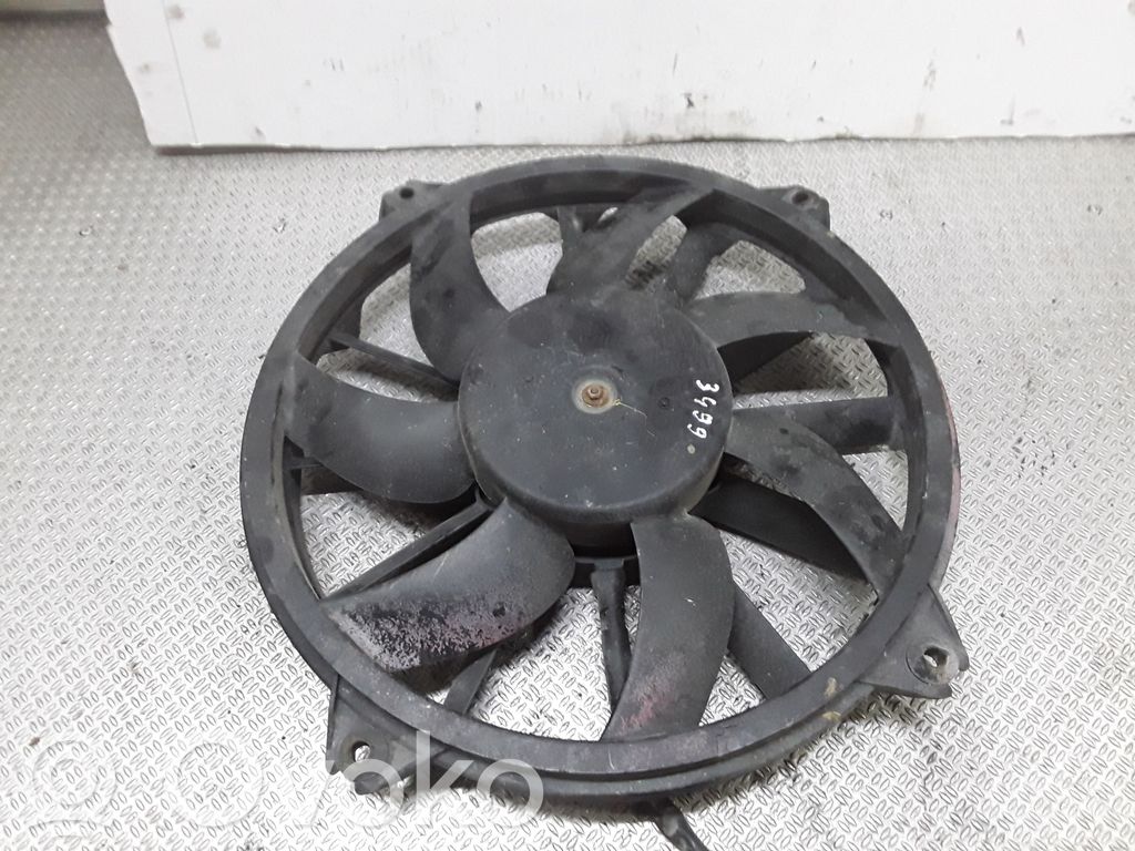 Citroen C4 I Elektrisks radiatoru ventilators 