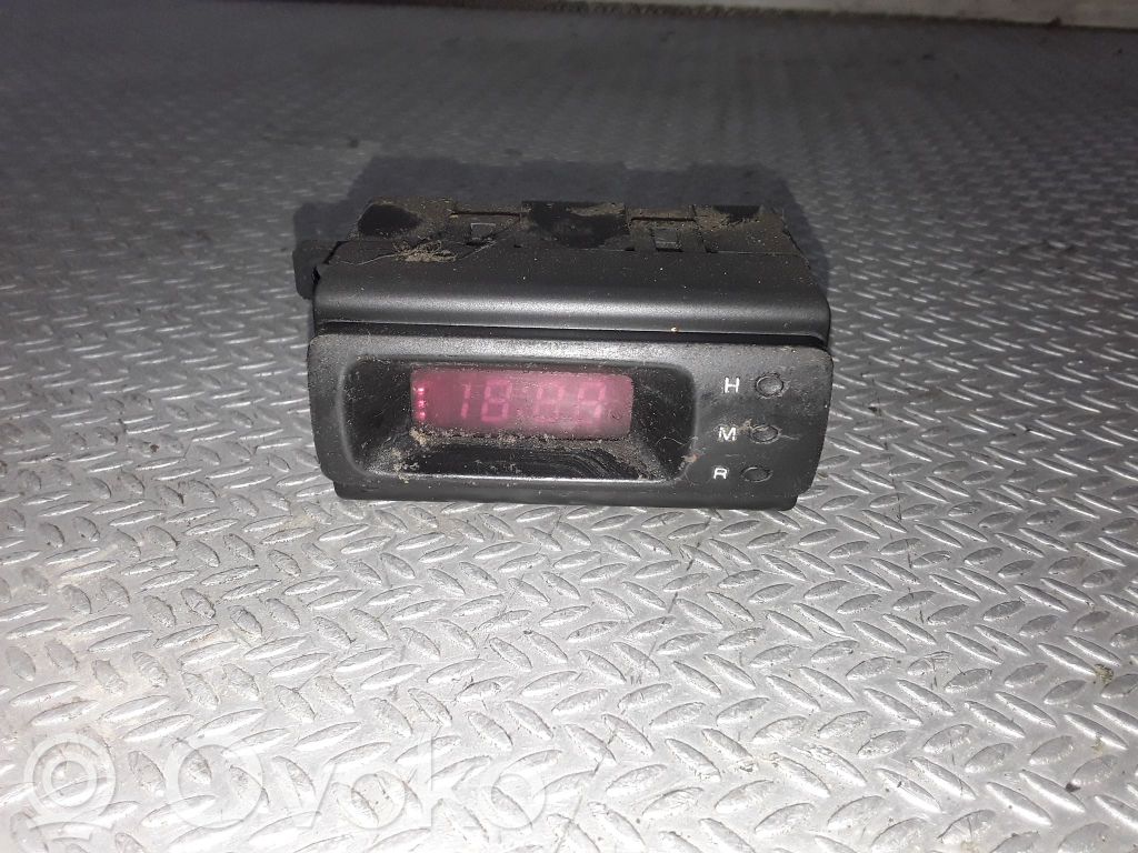 Hyundai Galloper Reloj 