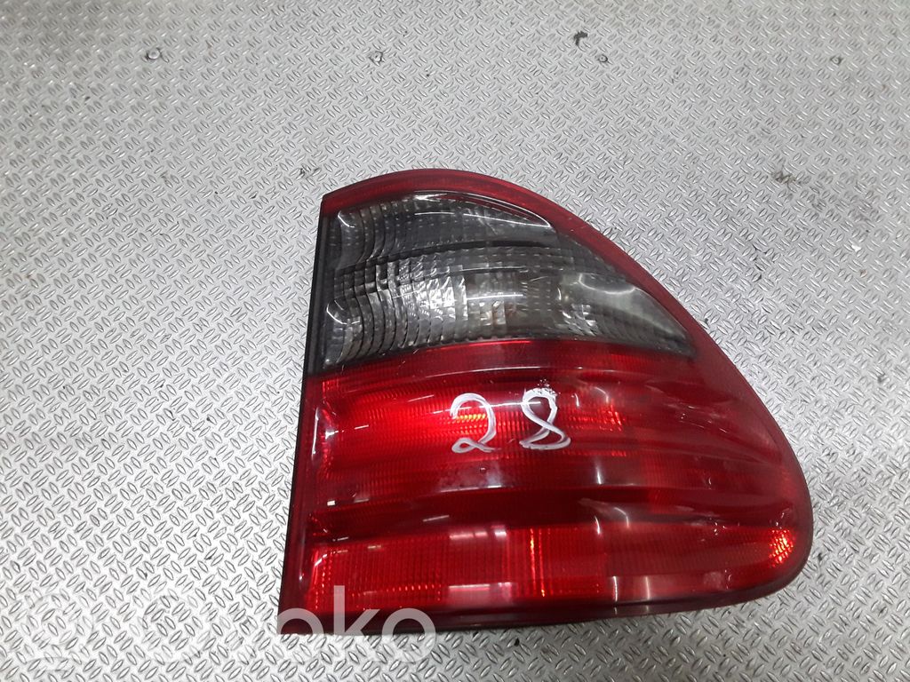 Mercedes-Benz E W210 Takavalot 