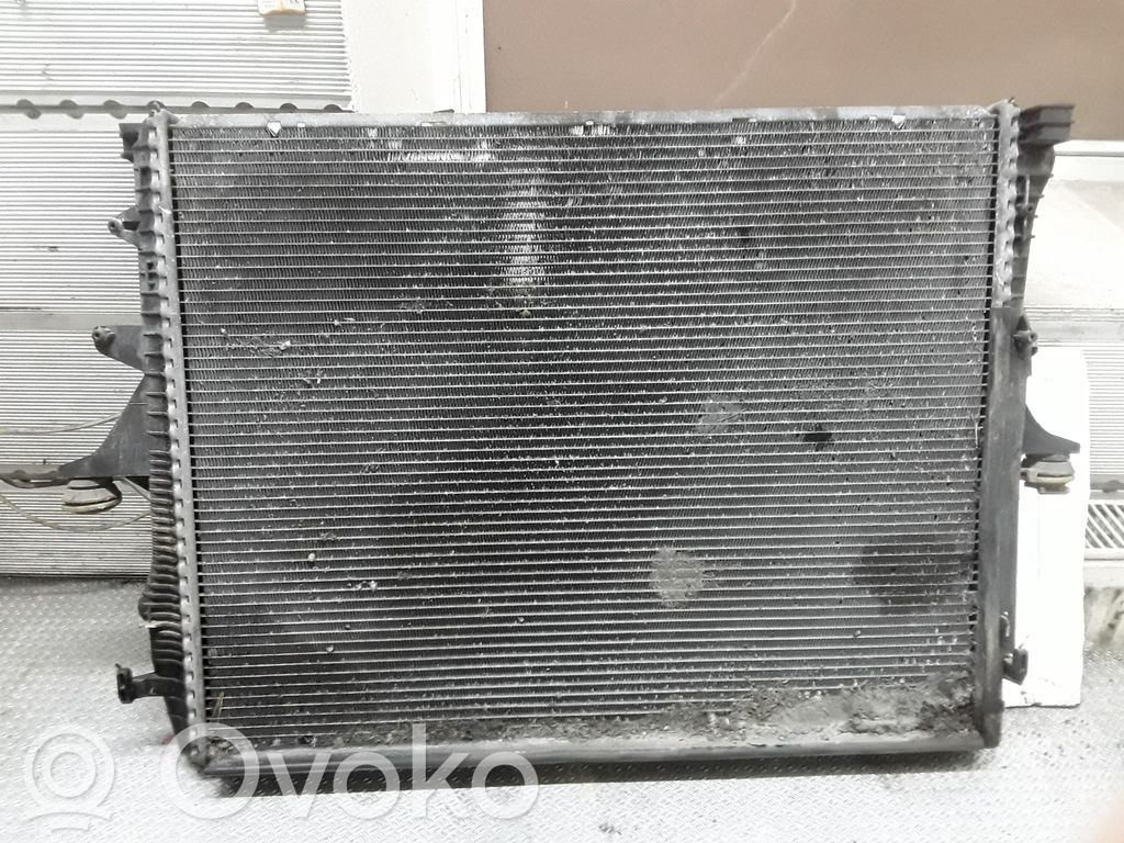 Radiador del refrigerante   7L6121253B