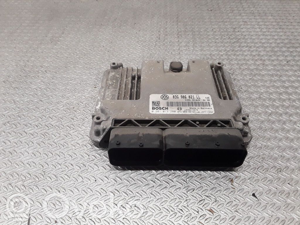 Seat Leon (1P) Engine control unit/module 
