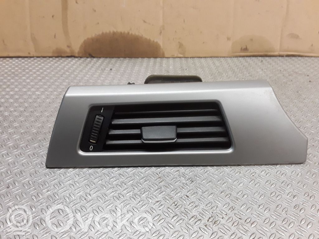 BMW 3 E90 E91 Šoninės oro grotelės 