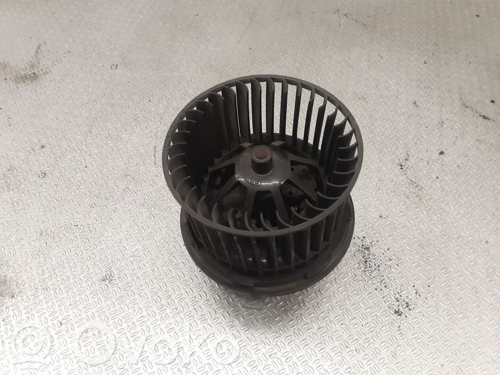Mazā radiatora ventilators   G1UHN