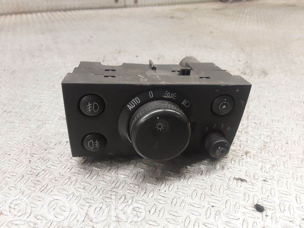 Opel Vectra C Light switch 