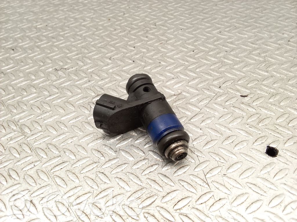Seat Ibiza III (6L) Inyector de combustible 