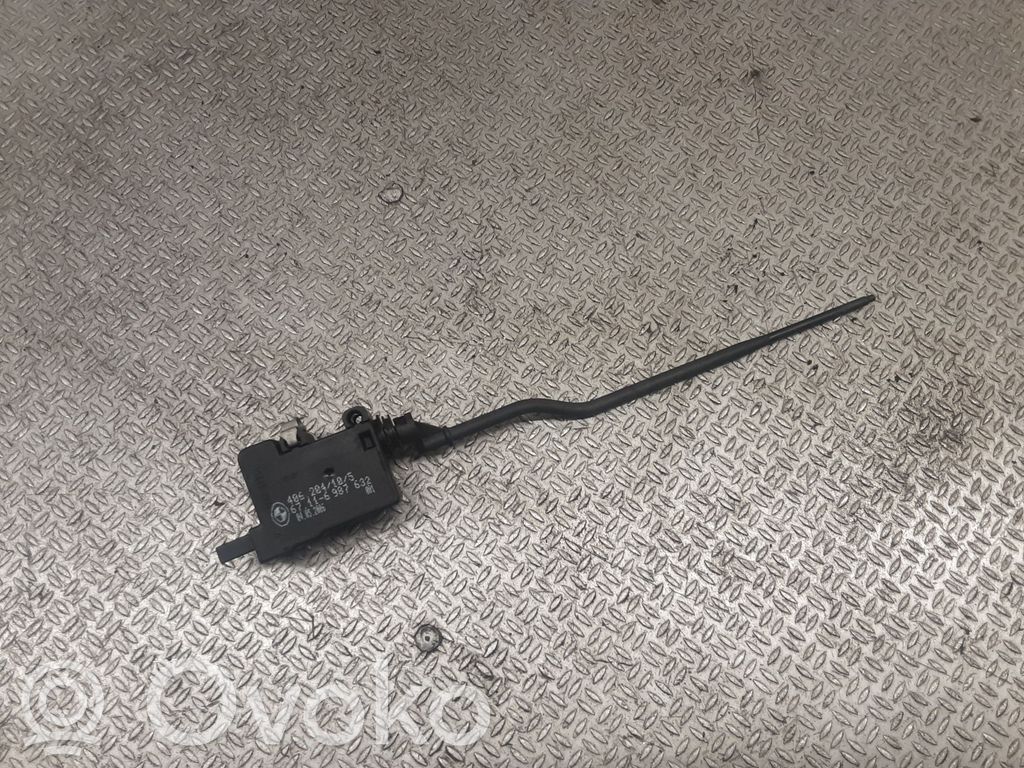 BMW 3 E90 E91 Fuel tank cap lock motor 