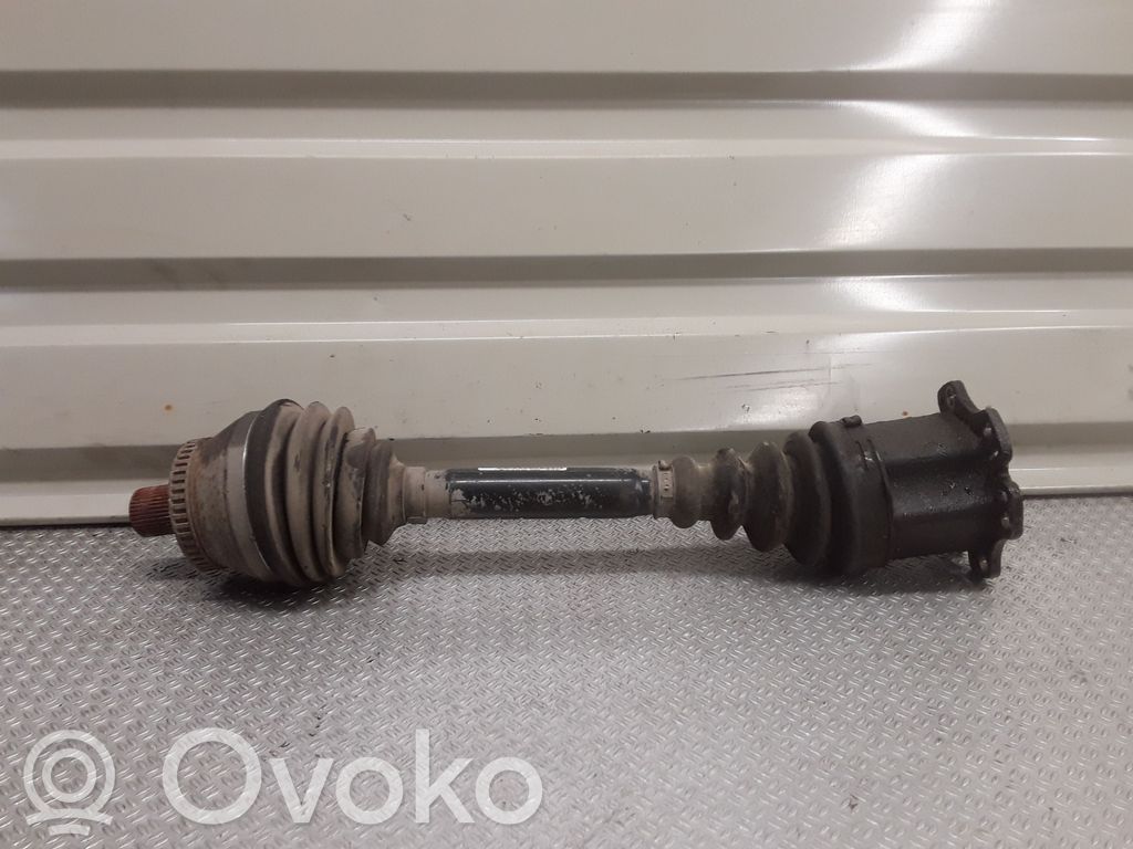 Eje de transmisión delantero   8E0407272AA