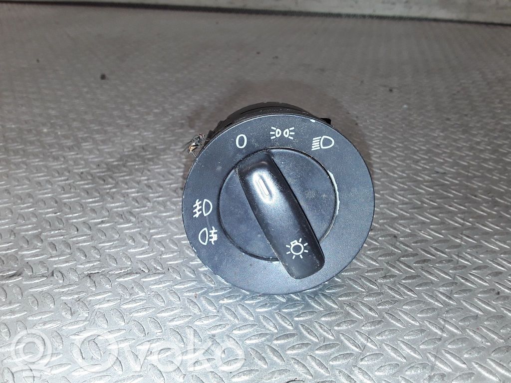 Light switch   1K0941431C