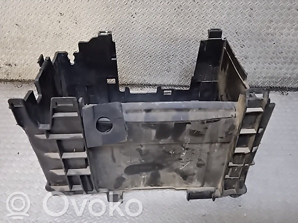 Akumulatora kaste   8200314272