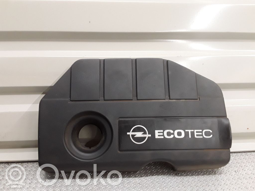 Cubierta del motor (embellecedor)   330188061