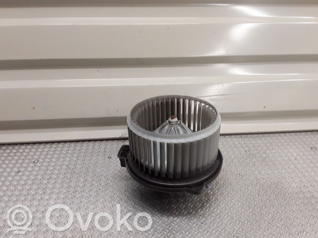 Toyota Corolla Verso AR10 Ventilator aerotermă 