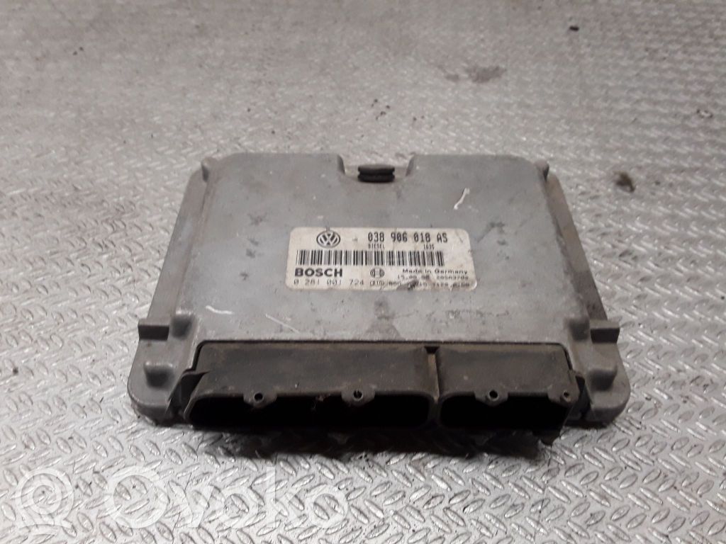 Volkswagen PASSAT B5 Engine control unit/module 