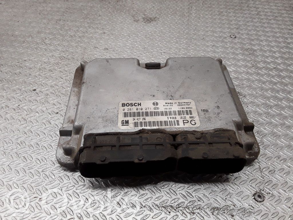 Unidad de control/módulo del motor   24417196,0281010271