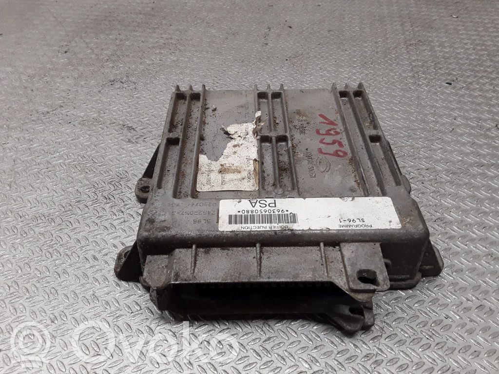 Peugeot 406 Engine control unit/module 