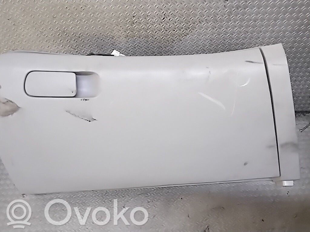 KIA Ceed Daiktadėžė 