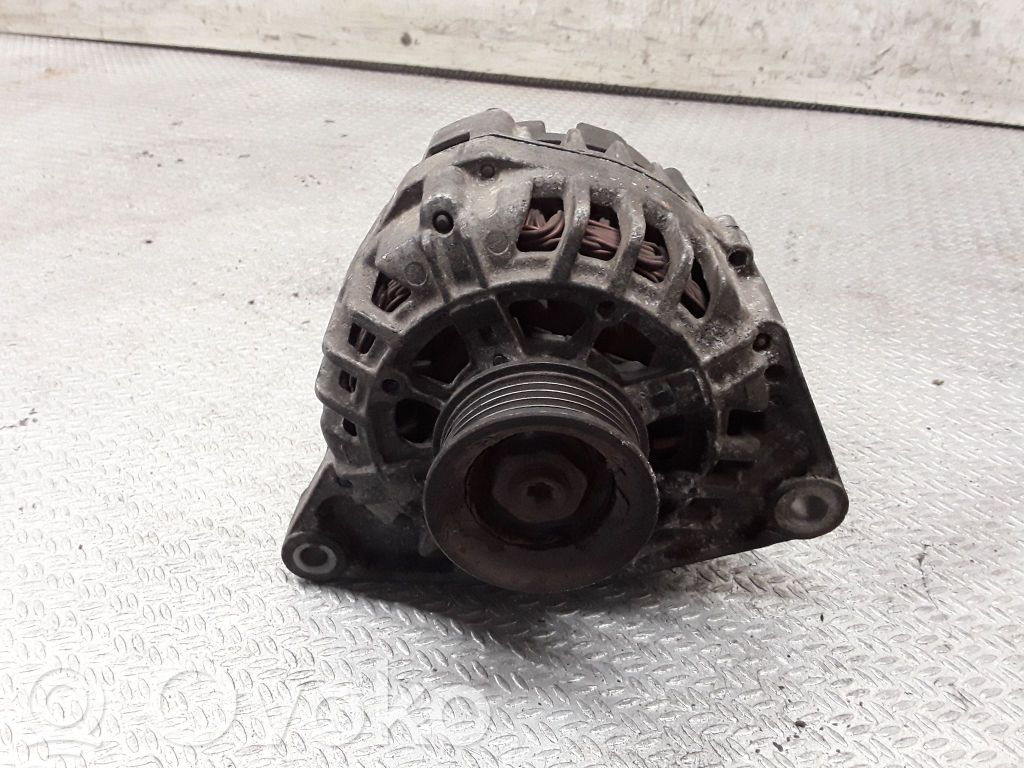 Volkswagen PASSAT B5.5 Generator/alternator 