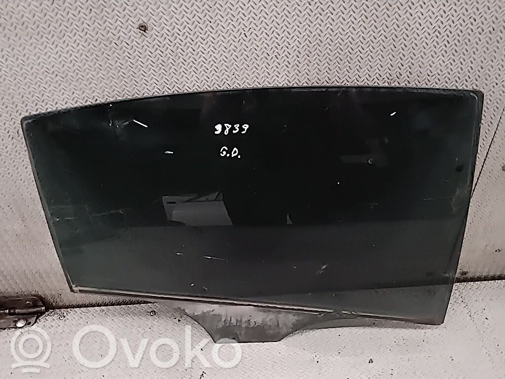 Rear door window glass