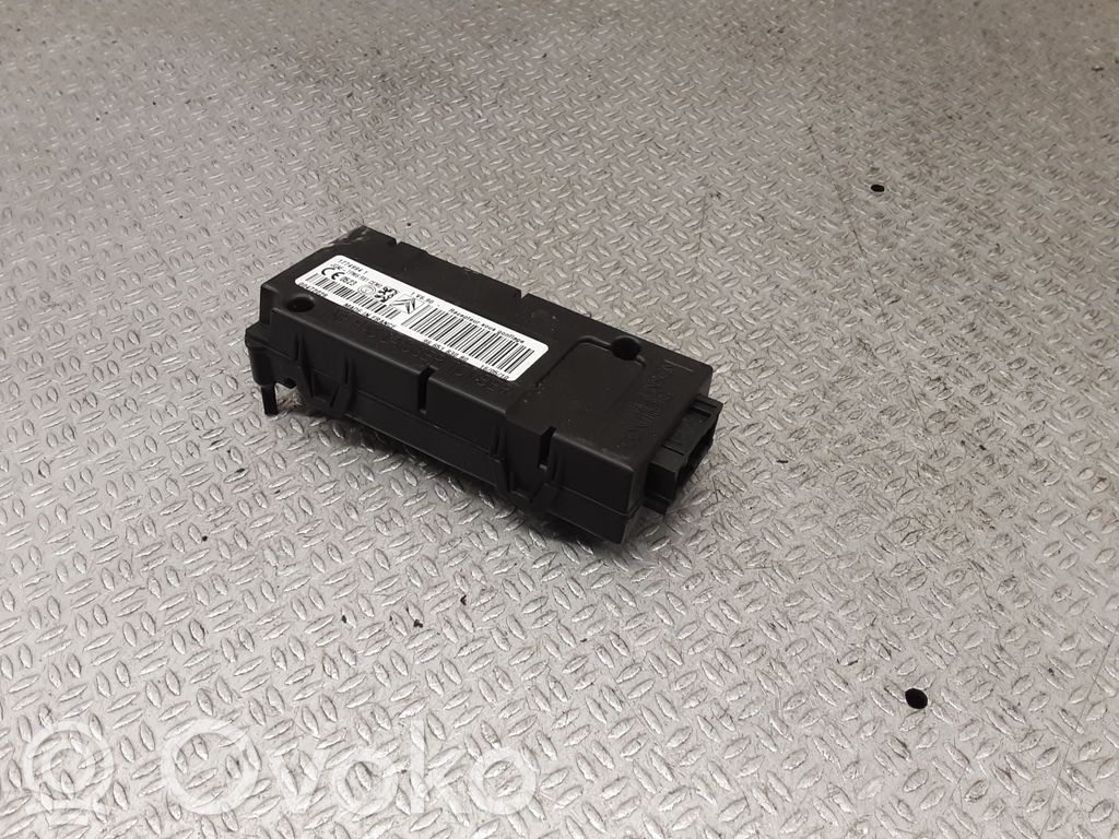 Peugeot 308 Module de pression des pneus 