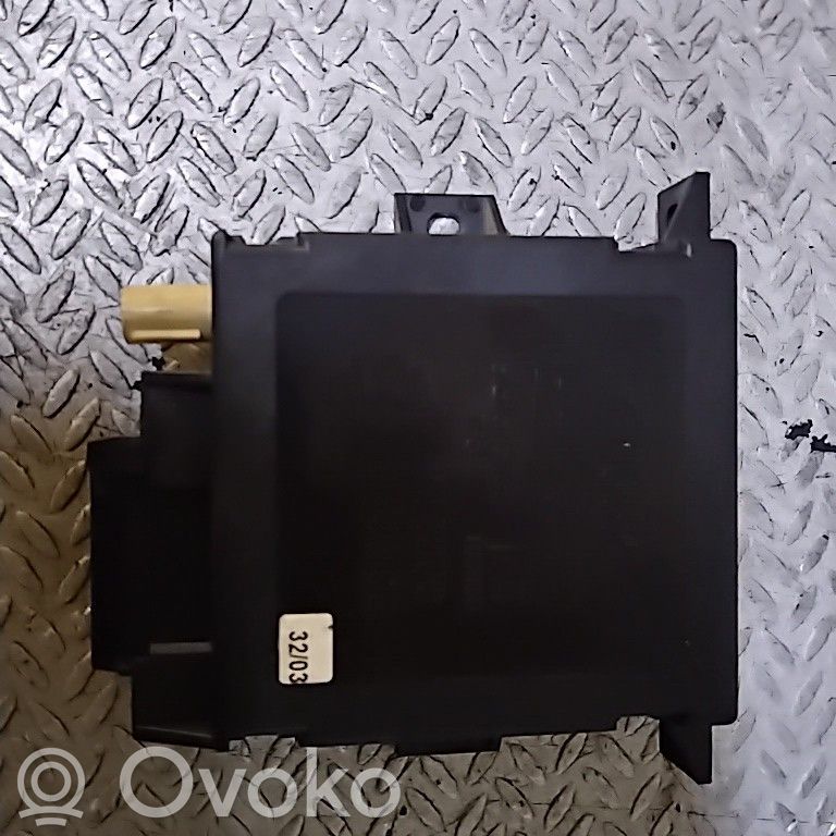 Autres unités de commande / modules   E1022130