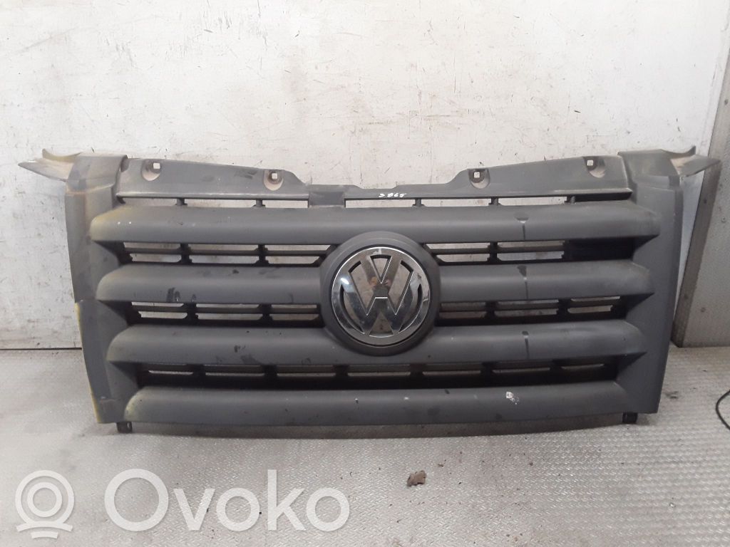 Volkswagen Crafter Front bumper upper radiator grill 