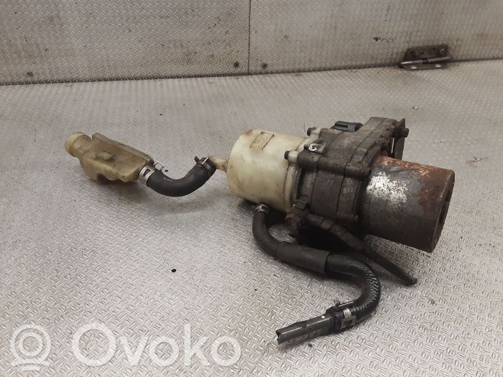 Mazda 3 I Ohjaustehostimen pumppu 