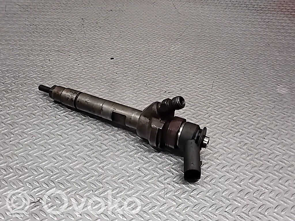 BMW 1 E81 E87 Fuel injector 
