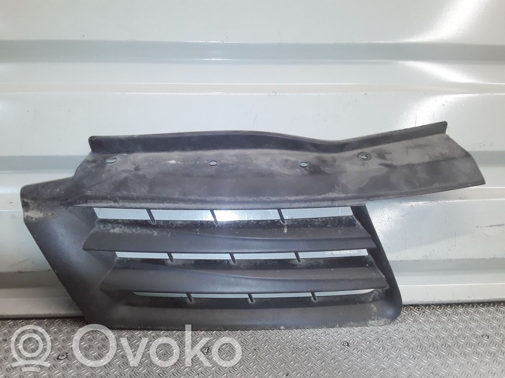 Renault Espace IV Augšējais režģis 