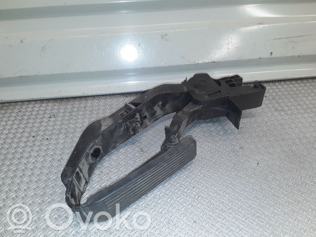 Pedale dell’acceleratore   A2113000404
