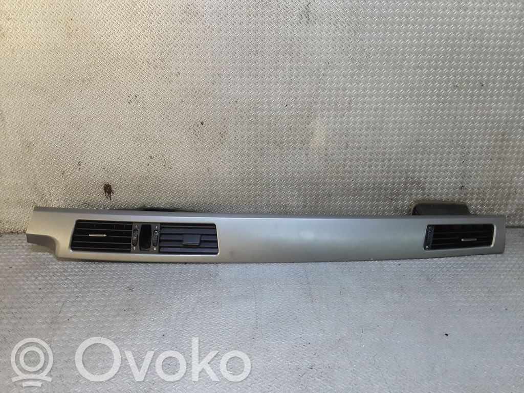 BMW 5 E60 E61 Griglia di ventilazione centrale cruscotto 