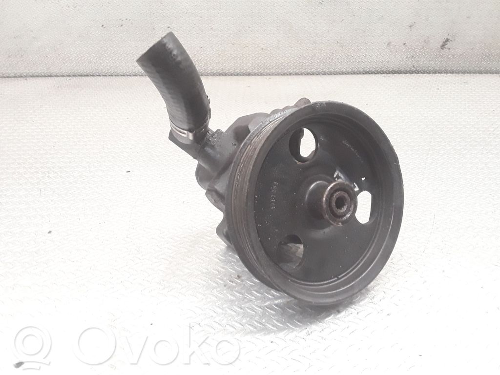 Ohjaustehostimen pumppu   95883A733AB
