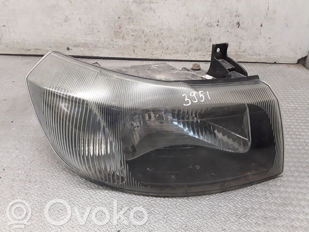 Ford Transit Phare frontale 