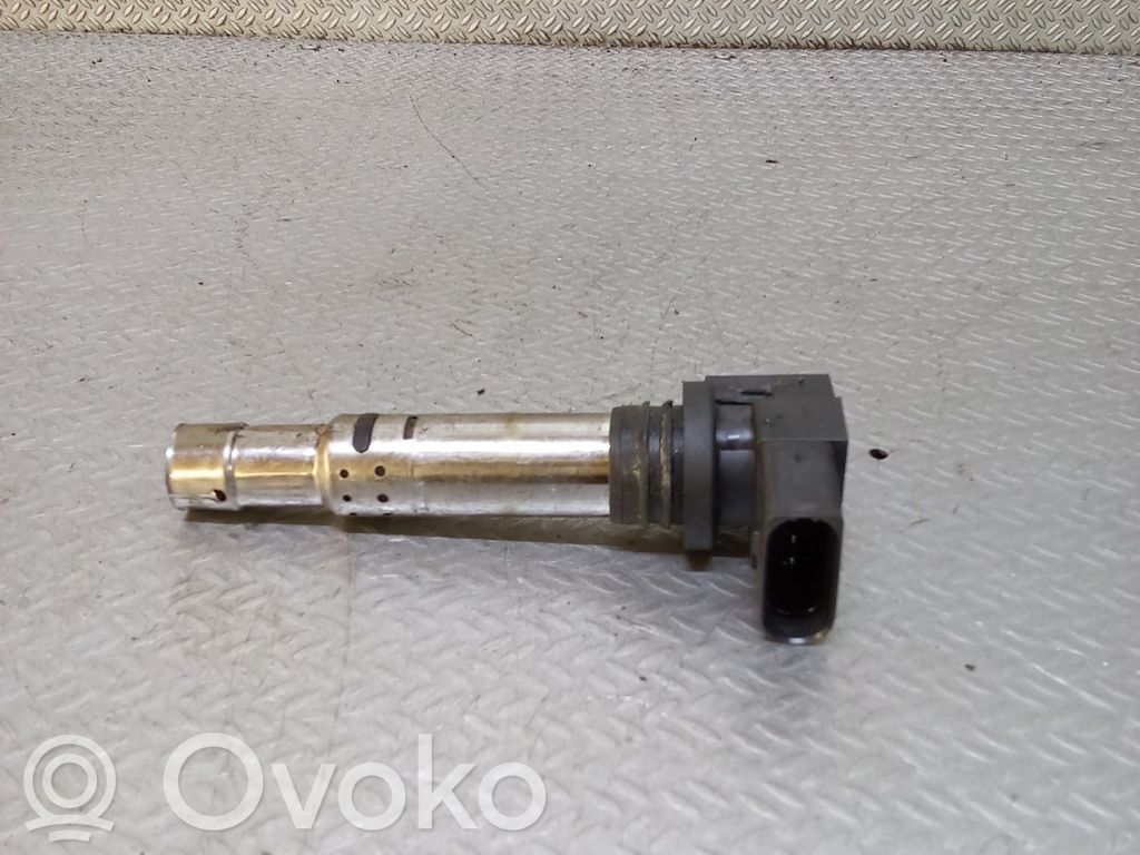 Bobina de encendido de alto voltaje   036905715F