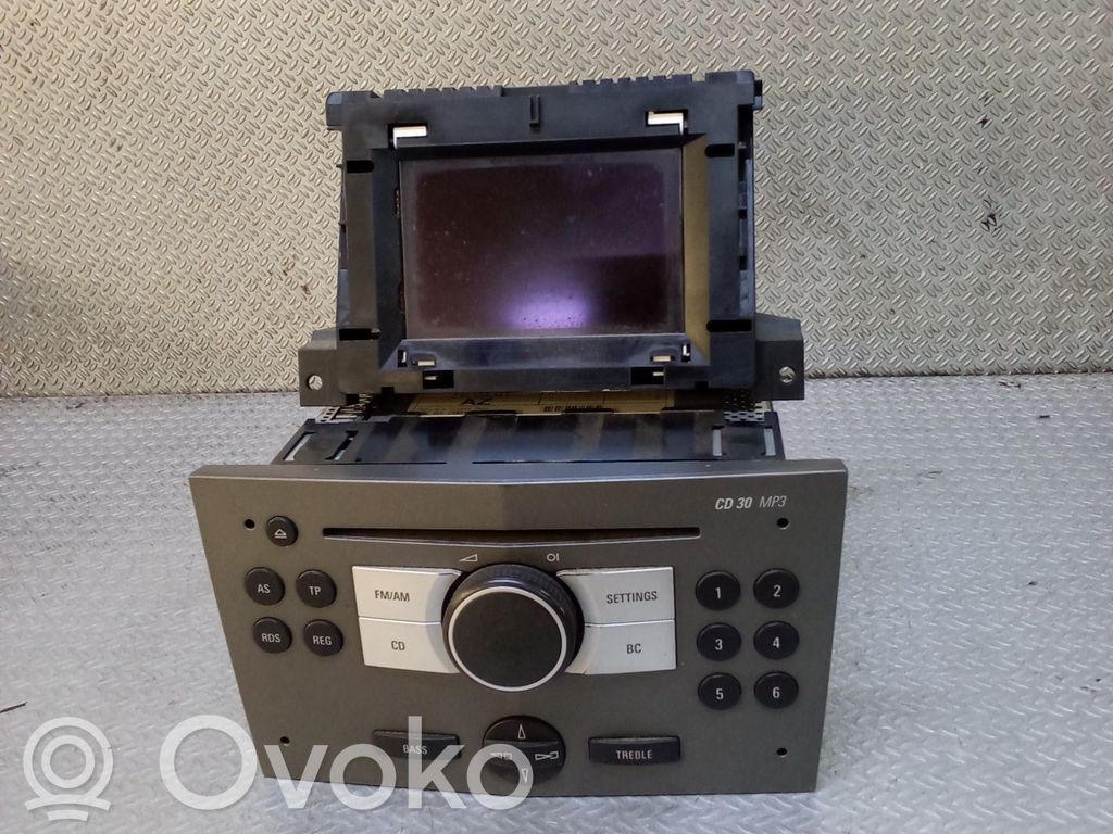 Panel / Radioodtwarzacz CD/DVD/GPS   13154304,13111163