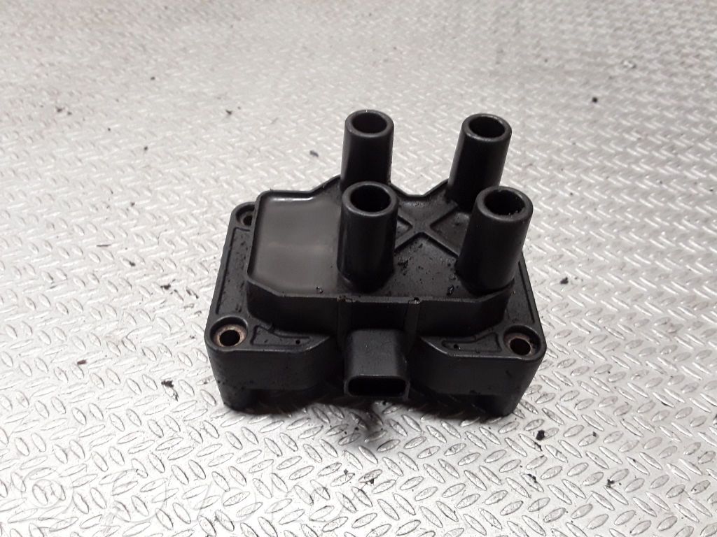 Bobina de encendido de alto voltaje   0221503485,4M5G12029ZA