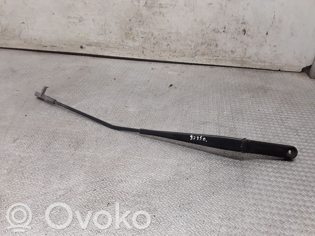 Wischerarm vorne   8P1955410A