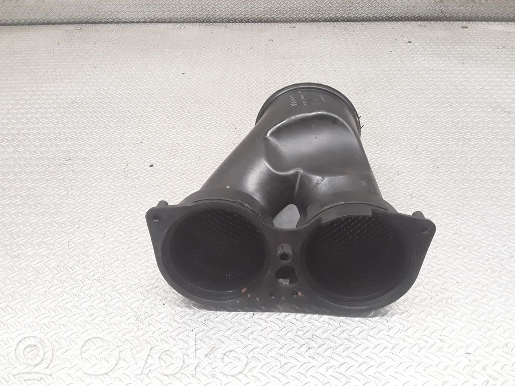 Jaguar XF X250 Parte del condotto di aspirazione dell'aria 