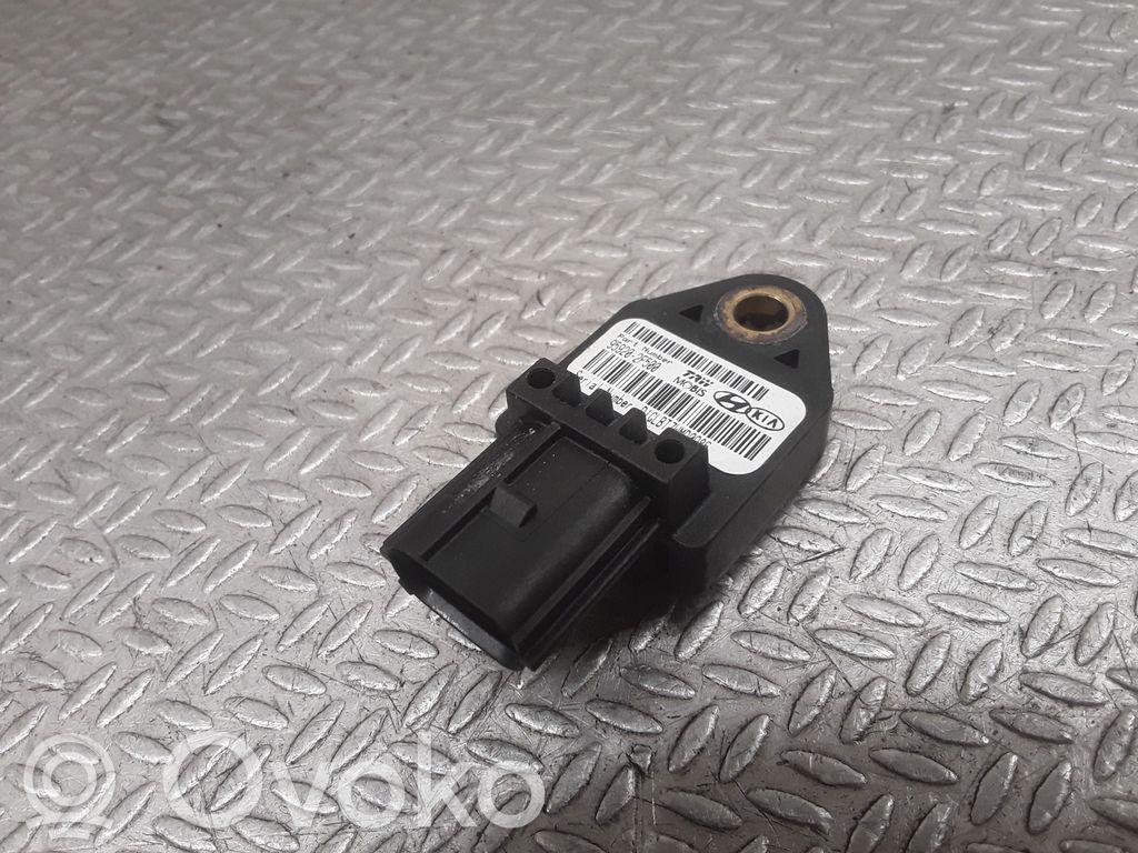 KIA Carnival Airbagsensor Crashsensor Drucksensor 
