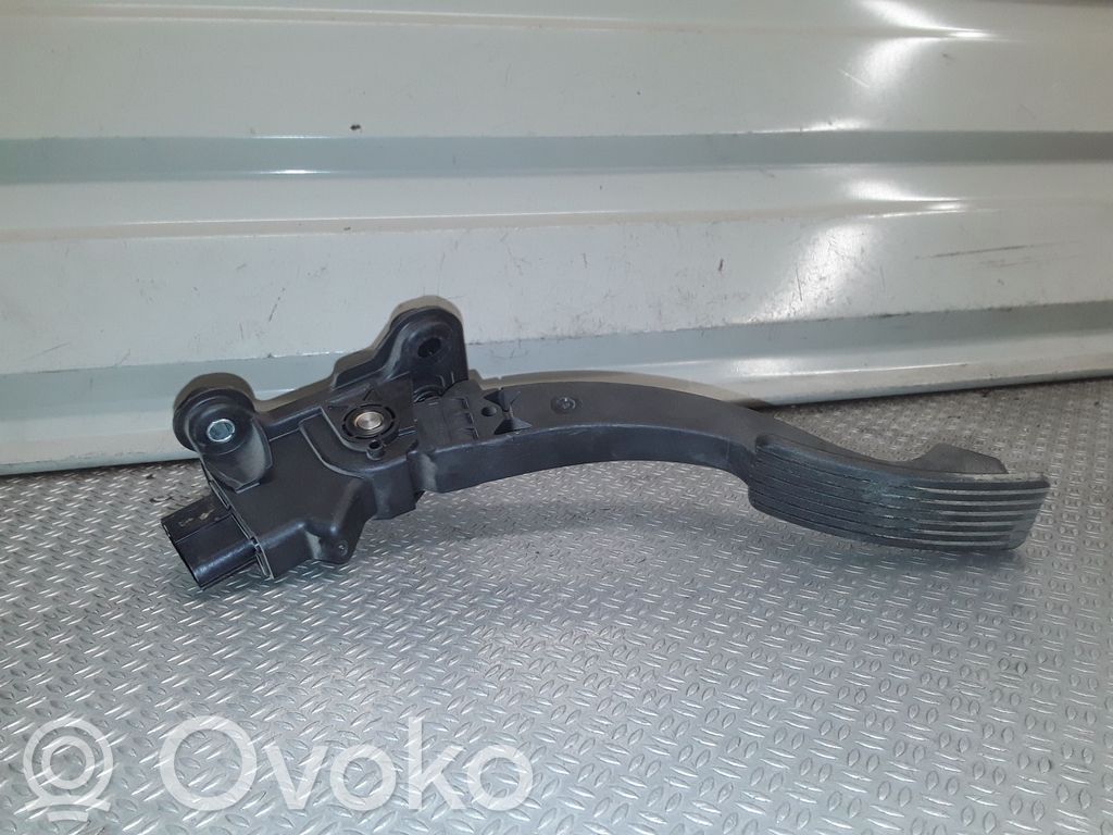 Gaspedal   1600A102