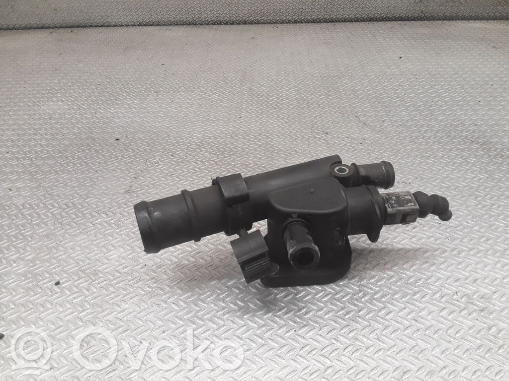 Conductă/furtun lichid de răcire motor   038121132D