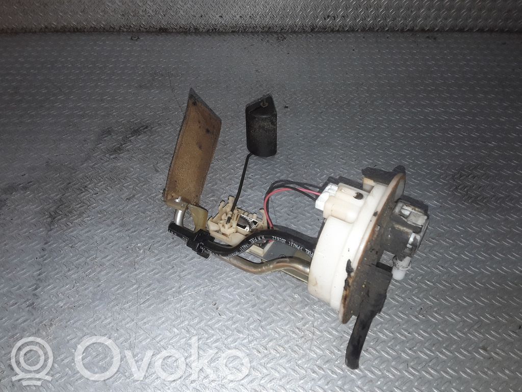 Toyota Corolla Verso E121 Fuel level sensor 