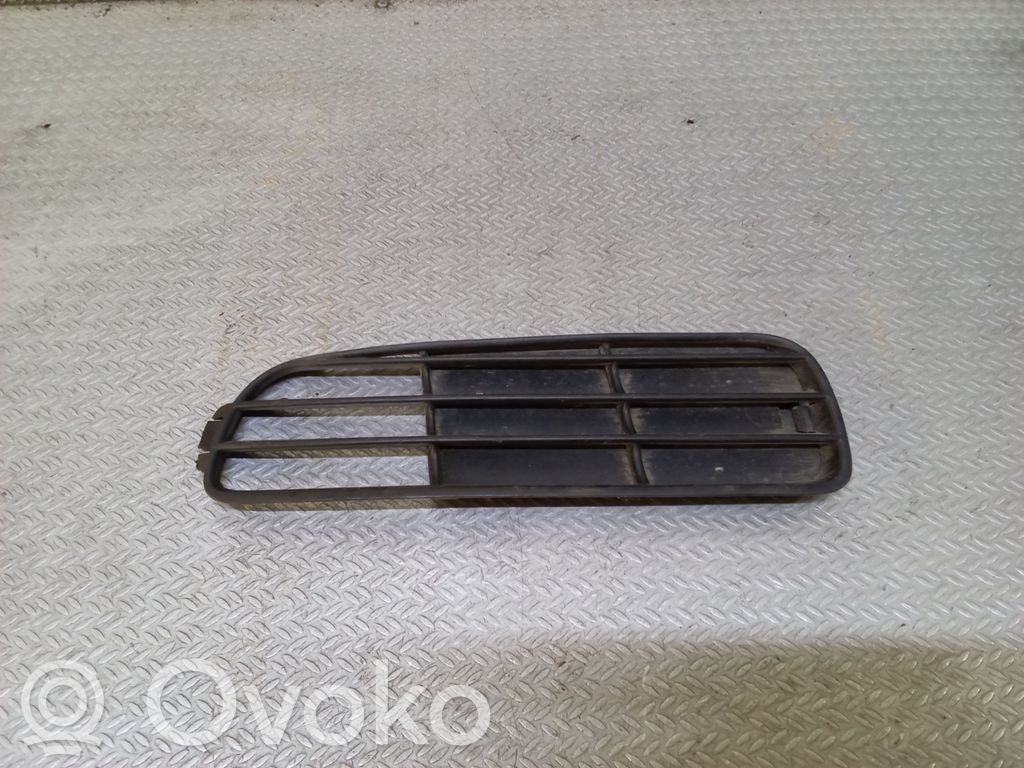 Audi 80 90 S2 B4 Front bumper lower grill 