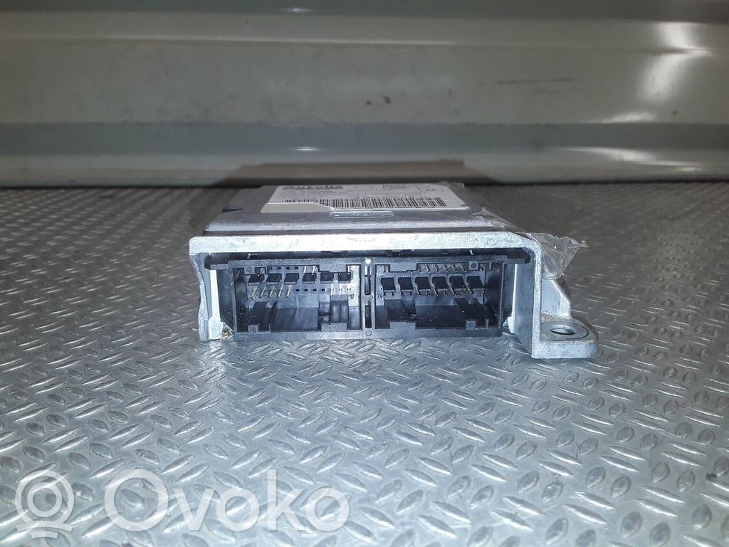 Citroen C3 Picasso Airbag control unit/module 