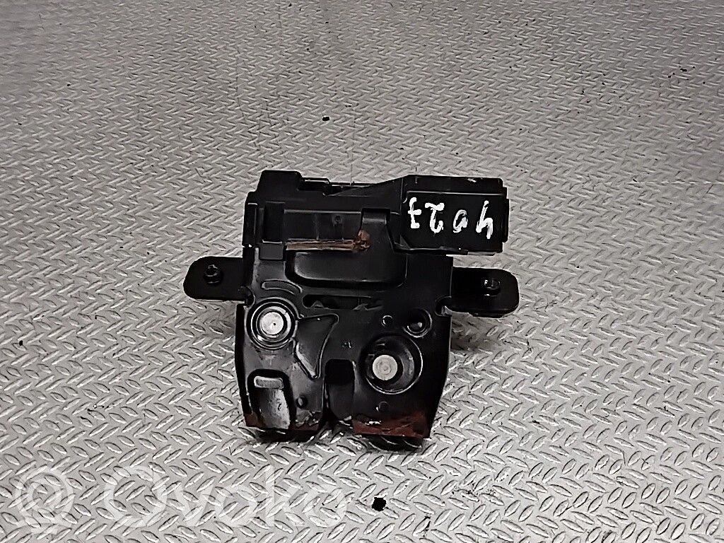 Aizmugurējā pārsega slēdzene   AA6T14B321BA