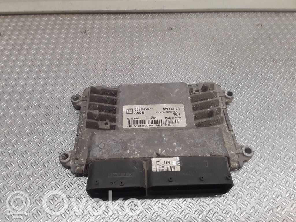 Chevrolet Cruze Engine control unit/module 